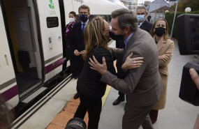 ep la ministra de transportes movilidad y agenda urbana raquel sanchez saluda a su llegada a la