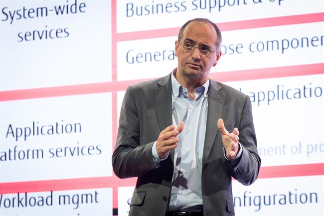 ep maximo petitto directordesarrollo cloudfujitsu