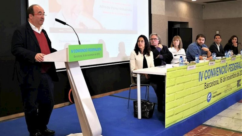 Miquel Iceta (PSC) Esther Niubó (Fundació Campalans), Joan Tardà (ERC), Jéssica Albicach (comuns), Ferran Pedret (PSC), Nacho Martín Blanco (Cs) y Astrid Barrio (Lliga Democràtica): IV Convención Federalista de la Fundació Rafael Campalans en Barcelona | EUROPA PRESS ep miquel iceta psc esther niubo fundacio campalans joan tard erc jessica albicach comuns ferran