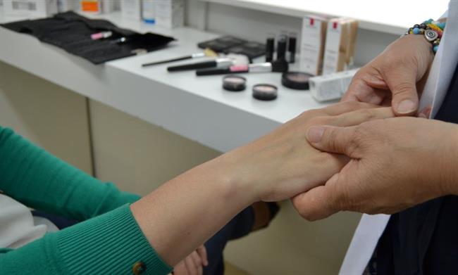Proyecto ' Ponte guapa, te sentirás mejor', para pacientes de oncología | GOBIERNO DE ARAGÓN ep proyecto ponte guapa te sentiras mejor para pacientesoncologia
