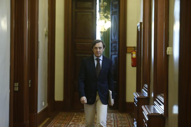 Rafael Hernando por los pasillos del Congreso | EUROPA PRESS ep rafael hernandolos pasilloscongreso
