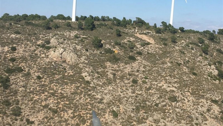 ep rescate parapentista sierra buey imagen realizada desde el helicoptero de la dgsce con base en ep rescate parapentista sierra buey imagen realizada desde el helicoptero de la dgsce con base en