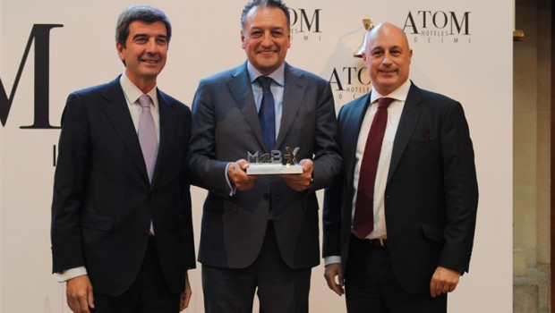 ep toque de campana de atom hoteles socimi en la bolsa de madrid debut de la socimi de bankinter en