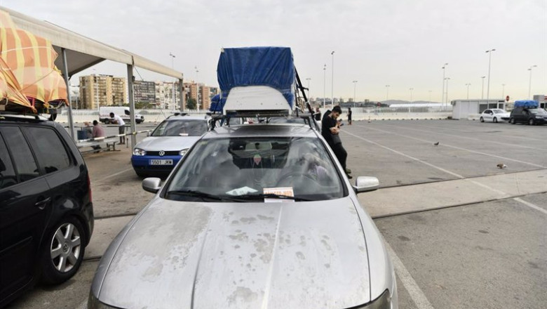 ep un vehiculo en algeciras el dia que da comienzo la operacion paso del estrecho ope a 15 de junio