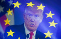 presidente-eeuu-donald-trump-bandera-europea-sobreimpresionada presidente-eeuu-donald-trump-bandera-europea-sobreimpresionada