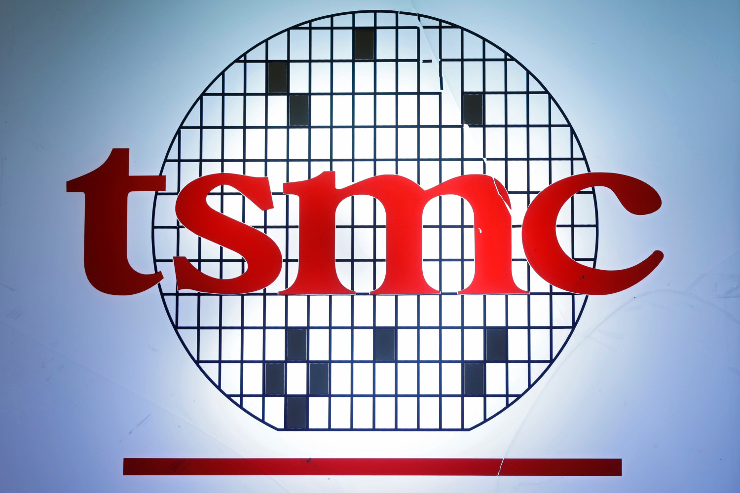 tsmc anticipe une hausse de son chiffre d affaires au troisieme trimestre resilience de la demande de puces 