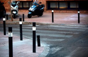 ep algunoslos nuevos bolardos instaladosayuntamiento