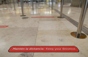 ep archivo   cartel de aviso de seguridad en el aeropuerto adolfo suarez madrid barajas