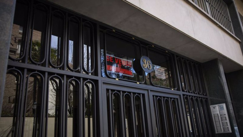 ep archivo carteles de venta de pisos en el barrio de almagro a 12 de marzo de 2023 en madrid ep archivo carteles de venta de pisos en el barrio de almagro a 12 de marzo de 2023 en madrid