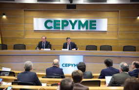 ep archivo   el vicepresidente de cepyme angel nicolas i y el presidente de cepyme gerardo cuerva d