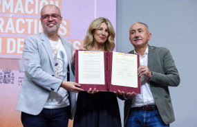 ep archivo   firma del estatuto del becario