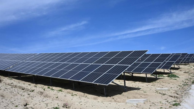 ep archivo   imagen de una planta fotovoltaica