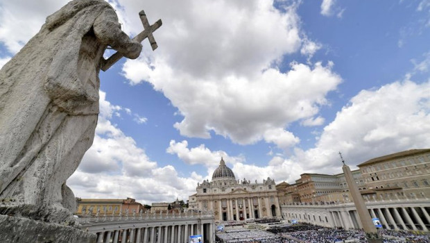 ep archivo   la plaza de san pedro en ciudad del vaticano