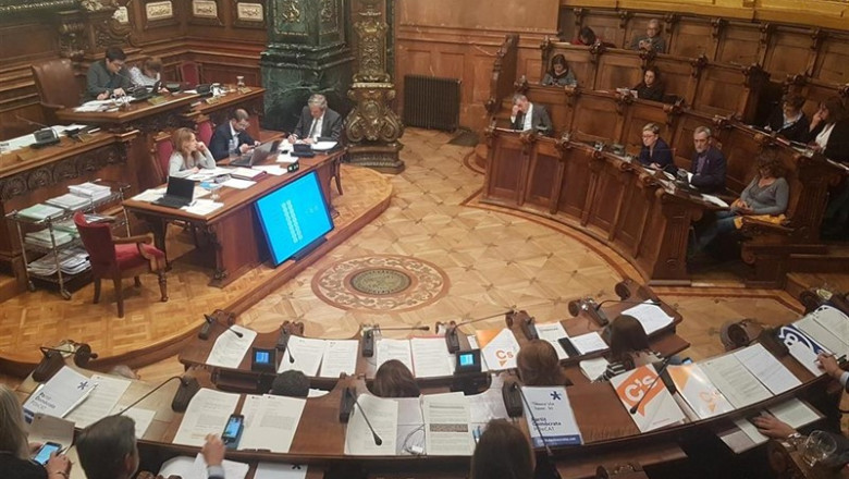 ep barcelona entregara afamiliapompeu fabramedalla queguerra civilimpidio recoger