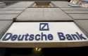 ep cartel de deutsche bank en una sucursal de madrid