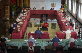 ep comisison por el futuro de zaragoza en plano frontal cenital