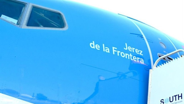 ep detalle del avion boing 737 max 8 de la touroperadora alemana tui que desde hoy lleva el nombre