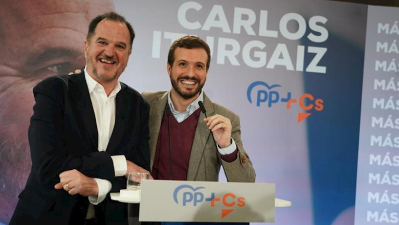 ep el candidato a lehendakari de la coalicion ppcs carlos iturgaiz junto al presidente del partido