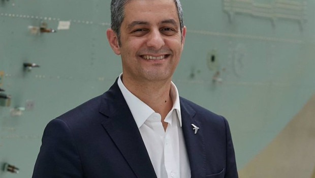 ep el fabricante brasileno embraer nombra a frederico lemos como director comercial para el area de