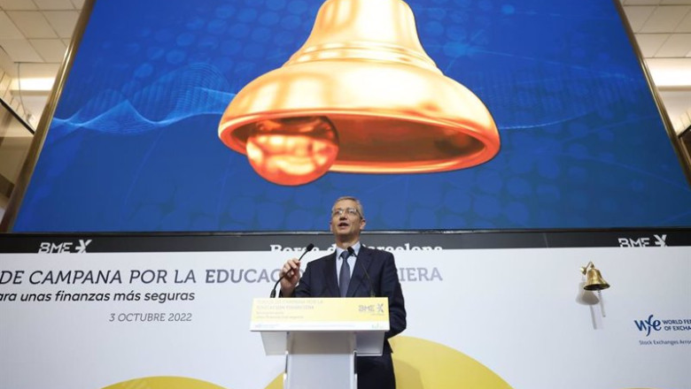 ep el gobernador del banco de espana pablo hernandez de cos durante el toque de campana por la ep el gobernador del banco de espana pablo hernandez de cos durante el toque de campana por la