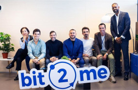 ep equipos de bankinter y bit2me en la firma del acuerdo de inversion del banco en la fintech