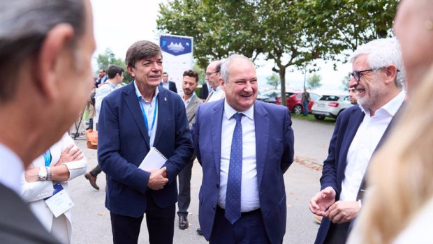 ep i d el rector de la uimp carlos andradas el ministro de industria y turismo jordi hereu y el
