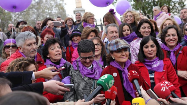 ep la vicepresidenta primera del gobierno carmen calvo con varios ministros del psoe en la