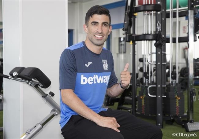 Michael Santos firma un año cedido con el Leganés | CD LEGANÉS ep michael santos firmaano cedidoleganes