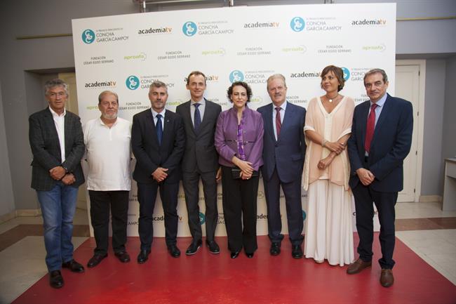 Pedro Duque y Magdalena Valerio en los premios Concha García Campoy | ACADEMIA DE TELEVISIÓN ep pedro duquemagdalena valeriolos premios concha garcia campoy