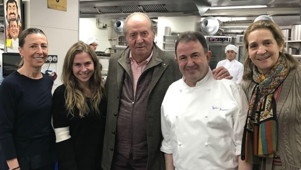 ep rey emerito juntola infanta elenasu visitarestaurante