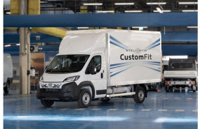 ep stellantis pro one inicia la produccion de nuevas versiones de la van grande cargo box en italia