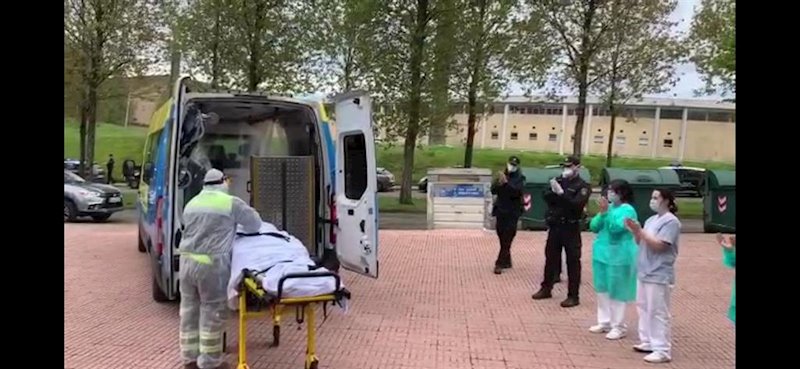 ep una mujer de 100 anos supera el coronavirus y regresa a la residencia domusvi san lazaro santiago