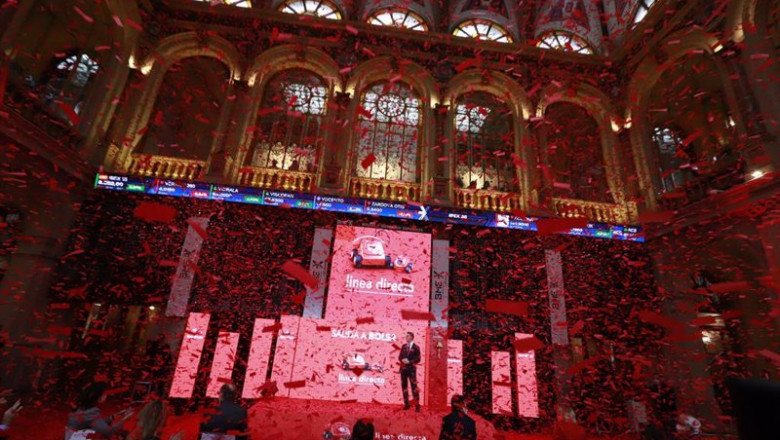 ep acto de salida a bolsa de linea directa a 29 de abril de 2021 en el palacio de la bolsa de madrid