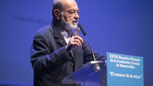 ep archivo   el presidente de la fundacion circulo de montevideo carlos slim