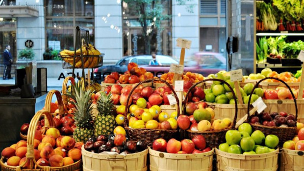 ep archivo   frutas en una tienda