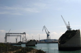 ep archivo   instalaciones en los astilleros de la empresa publica navantia