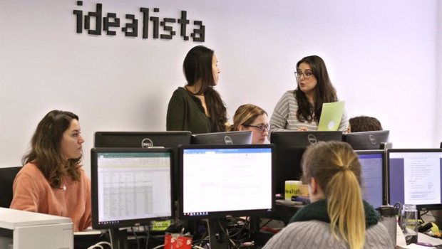 ep archivo - trabajadores de la empresa idealista comprada por el fondo eqt en 2020