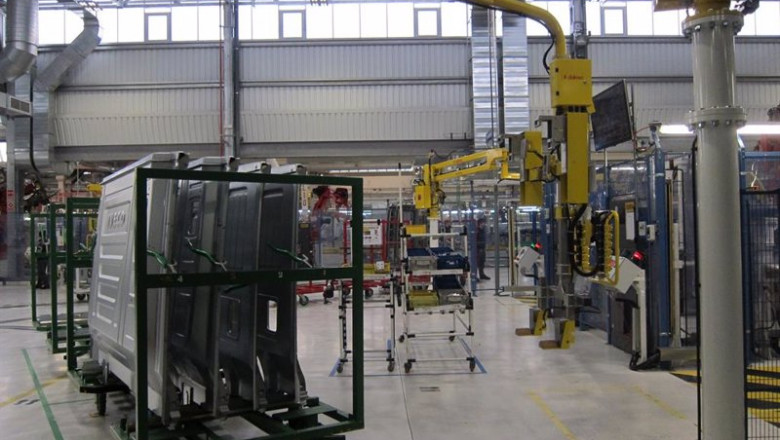 ep archivo   valladolid fase de produccion en la fabrica de iveco