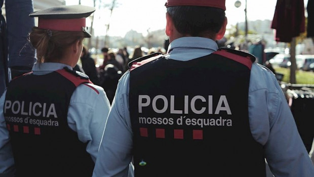 ep dos mossos desquadra foto de archivo