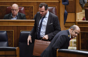 ep el ministro de transportes y movilidad sostenible oscar puente durante una sesion plenaria en el