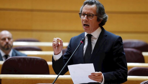 ep el portavoz adjunto del pp en el senado carlos floriano