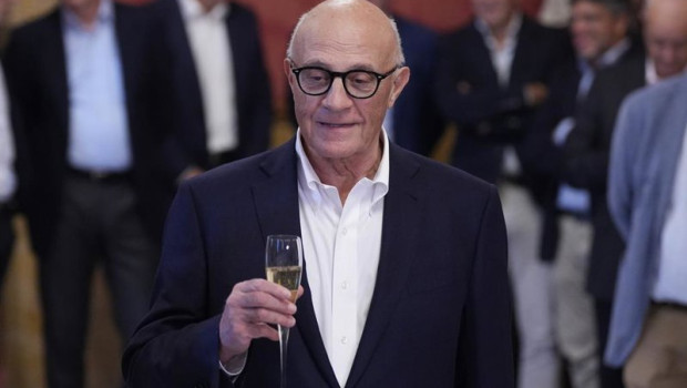 ep el presidente de banco sabadell josep oliu durante un brindis en la llotja de mar a 17 de octubre