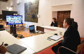 ep el presidente de c-lm emiliano garcia-page en la reunion por videoconferencia con pedro sanchez y