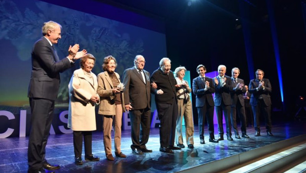 ep el presidente del ejecutivo autonomico jorge azcon i durante un acto de homenaje al empresario
