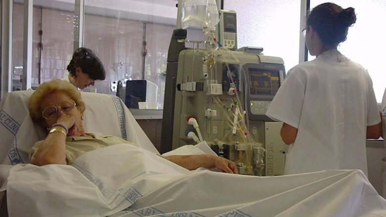 Enfermera trabajando en hospital | CEDIDA - Archivo ep enfermera trabajando en hospital