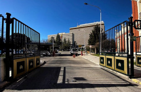 ep entrada al hospital gomez ulla en madrid donde permanecen aislados los 21 espanoles repatriados