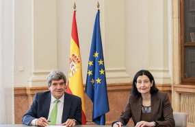ep i d el gobernador del banco de espana jose luis escriva y la presidenta del consejo general del
