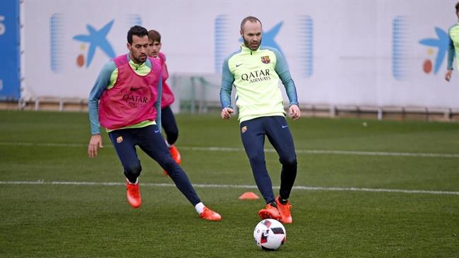 Iniesta y Busquets en un entrenamiento con el FC Barcelona | FC BARCELONA ep iniestabusquetsun entrenamientofc barcelona