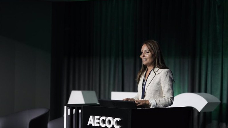 La directora de Logística y Transporte de Aecoc, María Tena, en el tercer Congreso Aecoc de Smart Distribution | AECOC ep la directora de logistica y transporte de aecoc maria tena en el tercer congreso aecoc de smart