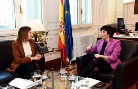 ep la ministra de educacion y formacion profesional isabel celaa junto a la consejera de educacion